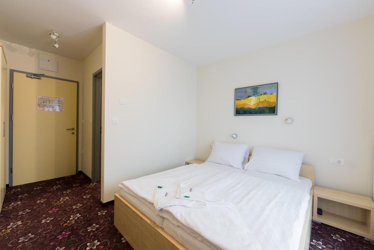hotel Jakec Zgornja Loznica Buitenkant foto