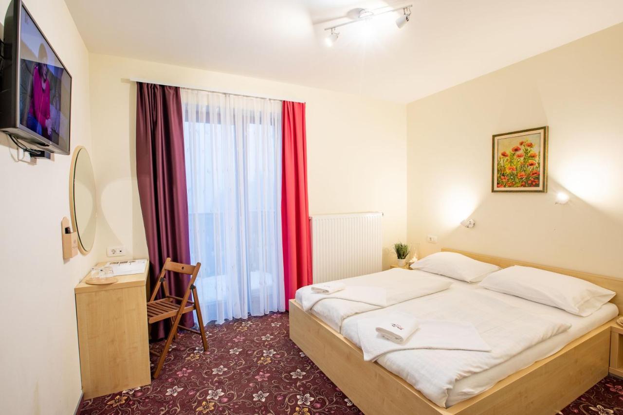 hotel Jakec Zgornja Loznica Buitenkant foto